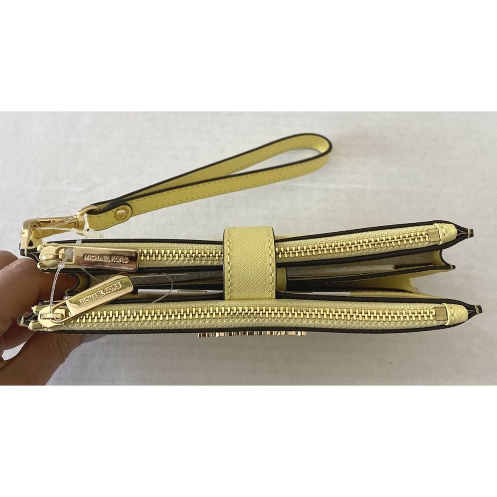 New Michael Kors Jet Set Travel Double zip wristlet Saffiano Leather Buttercup - Picture 6 of 6
